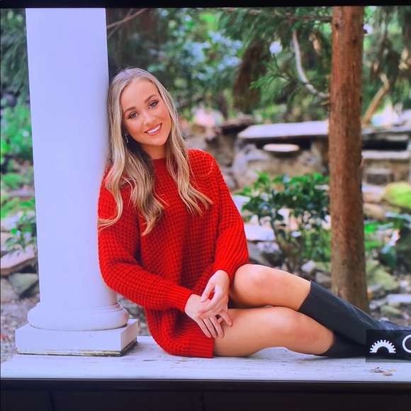 Red sweater dress - Picture 2 of 2